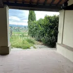 Affitto 4 camera casa di 82 m² in Lastra a Signa