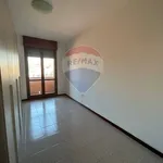 Affitto 5 camera appartamento di 90 m² in Ferrara