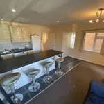 Rent 4 bedroom house in South East England