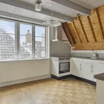 Huur 3 slaapkamer appartement van 130 m² in Leiden