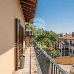 Rent 4 bedroom apartment of 130 m² in Comerio