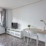 Rent a room of 125 m² in valencia