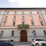 Rent 1 bedroom apartment of 28 m² in Milano