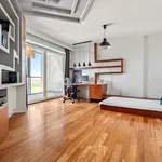 Rent 5 bedroom apartment of 200 m² in Warsaw