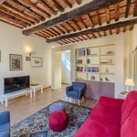 Rent 4 bedroom apartment of 233 m² in Lucca