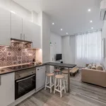 Alquilo 4 dormitorio apartamento de 40 m² en Madrid