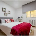 Rent a room of 200 m² in madrid