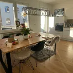 Rent 1 bedroom apartment of 80 m² in Dusseldorf