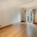 Rent 4 bedroom house in East Staffordshire