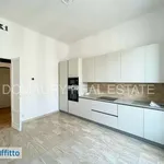 Affitto 4 camera appartamento di 216 m² in Milan