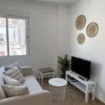 Rent a room of 80 m² in valencia