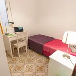 Rent 3 bedroom apartment in Barcelona