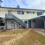 Rent 5 bedroom house of 770 m² in Moranbah