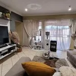 Rent 3 bedroom apartment of 125 m² in Pretoria