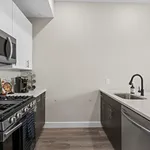 Rent 3 bedroom apartment in Jersey City