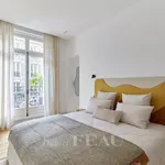 Rent 7 bedroom apartment of 221 m² in Paris