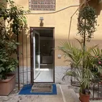 Rent 1 bedroom apartment of 90 m² in milan