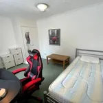 Rent 5 bedroom flat in West Midlands