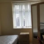 Rent 5 bedroom house in West Midlands