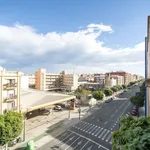 Rent a room of 70 m² in valencia