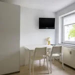 Rent 3 bedroom apartment of 60 m² in Cologne