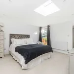 Rent 5 bedroom apartment in South East England