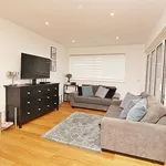 Rent 2 bedroom apartment in Hertsmere