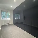 Rent 6 bedroom house in Rochdale