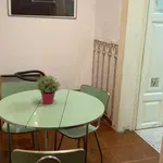 Rent a room in lisbon