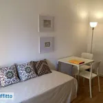 Rent 3 bedroom apartment of 62 m² in Milan