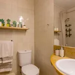 Rent 1 bedroom apartment of 55 m² in lisbon