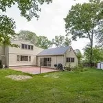 Rent 5 bedroom house of 235 m² in Connecticut