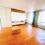 Appartement de 47 m² avec 2 chambre(s) en location à paris