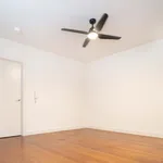 Rent 2 bedroom apartment in Elwood