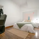 Rent 7 bedroom apartment in Valencia