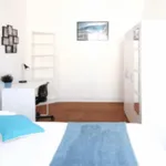 Rent 7 bedroom apartment in Bordeaux