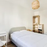 Rent 5 bedroom apartment of 94 m² in Marseille