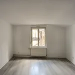 Appartement de 82 m² avec 4 chambre(s) en location à BAR