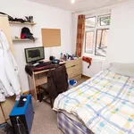 Rent 6 bedroom flat in West Midlands