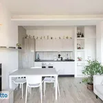 Affitto 2 camera casa di 62 m² in Milan