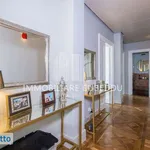 Rent 6 bedroom apartment of 215 m² in Rome