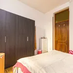 Rent a room of 120 m² in madrid