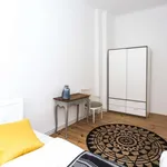 Rent 2 bedroom apartment of 50 m² in berlin