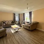 Rent 6 bedroom house in East Midlands