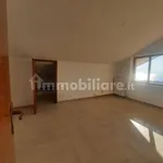 Rent 5 bedroom house of 100 m² in Taranto