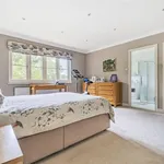 Rent 5 bedroom house in South East England