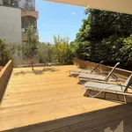 Rent 4 bedroom house of 260 m² in Vouliagmeni (Vari-Voula-Vouliagmeni)