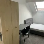 Rent 8 bedroom house in Swansea