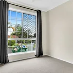 Rent 4 bedroom house in Crestmead