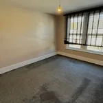 Rent 2 bedroom flat in London